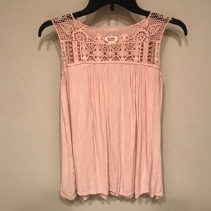 Cute pink top with detailed top